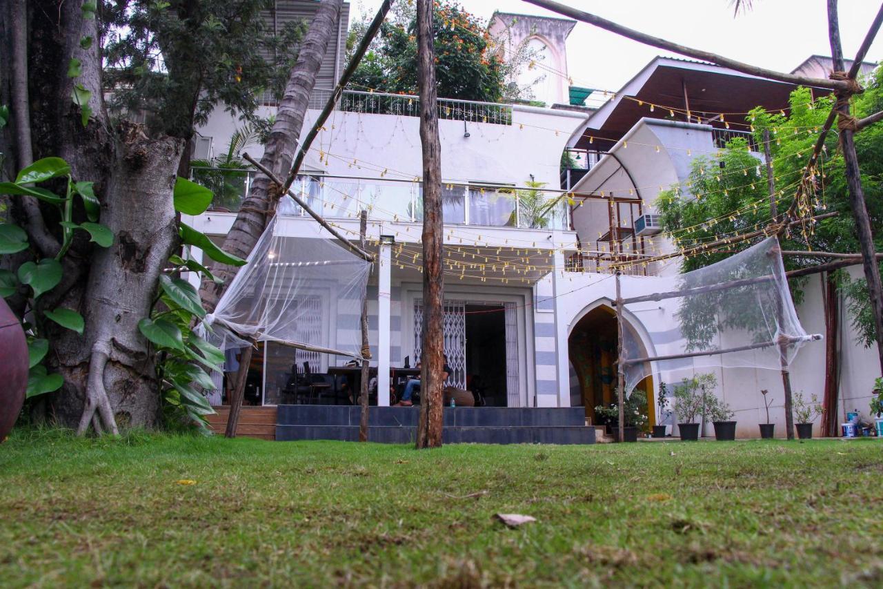 Urban Nomads Pune Riverside Colive Cowork Albergue Exterior foto