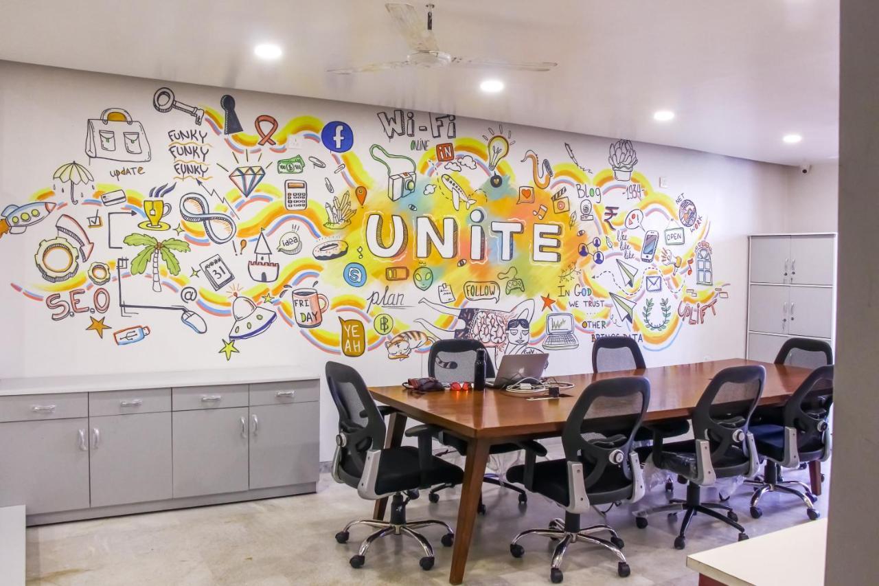 Urban Nomads Pune Riverside Colive Cowork Albergue Exterior foto
