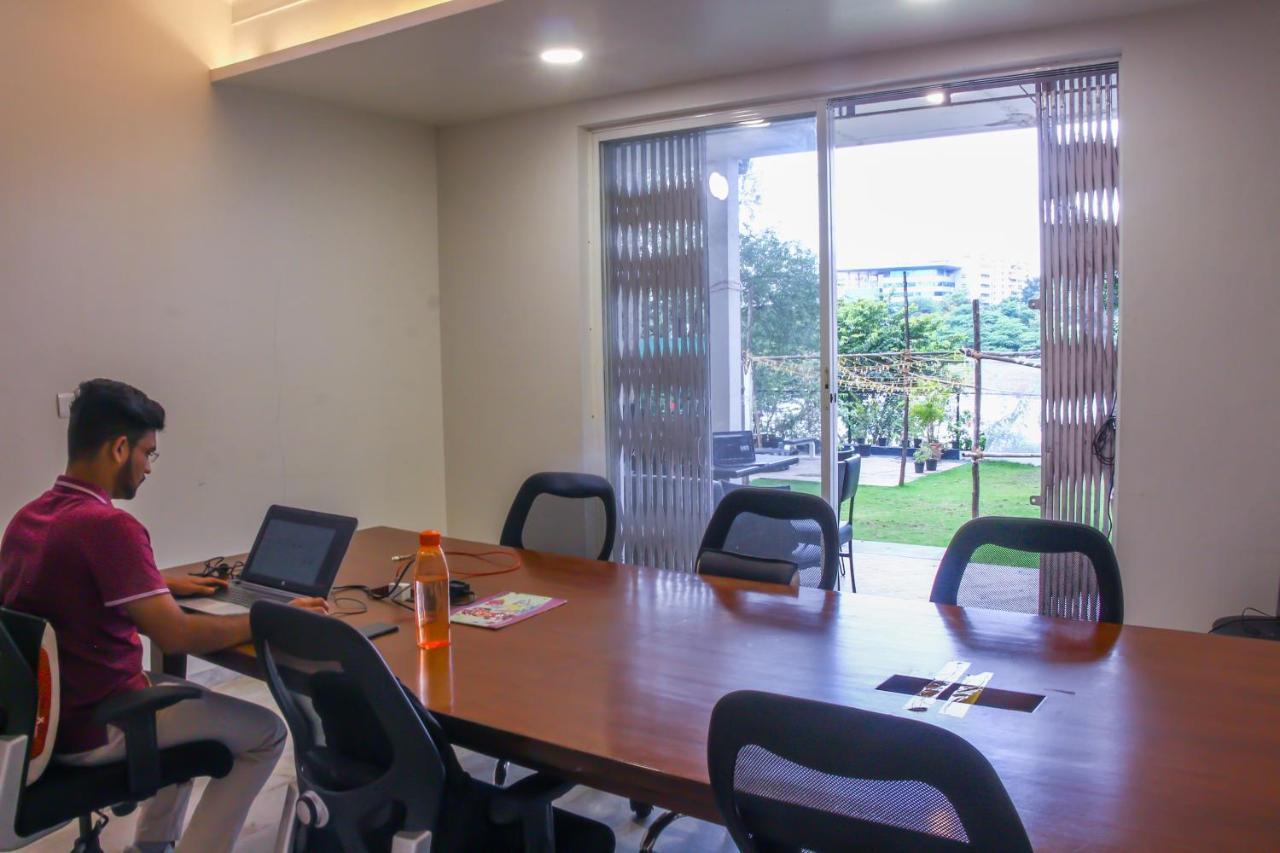Urban Nomads Pune Riverside Colive Cowork Albergue Exterior foto