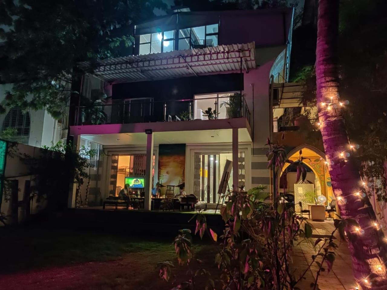 Urban Nomads Pune Riverside Colive Cowork Albergue Exterior foto