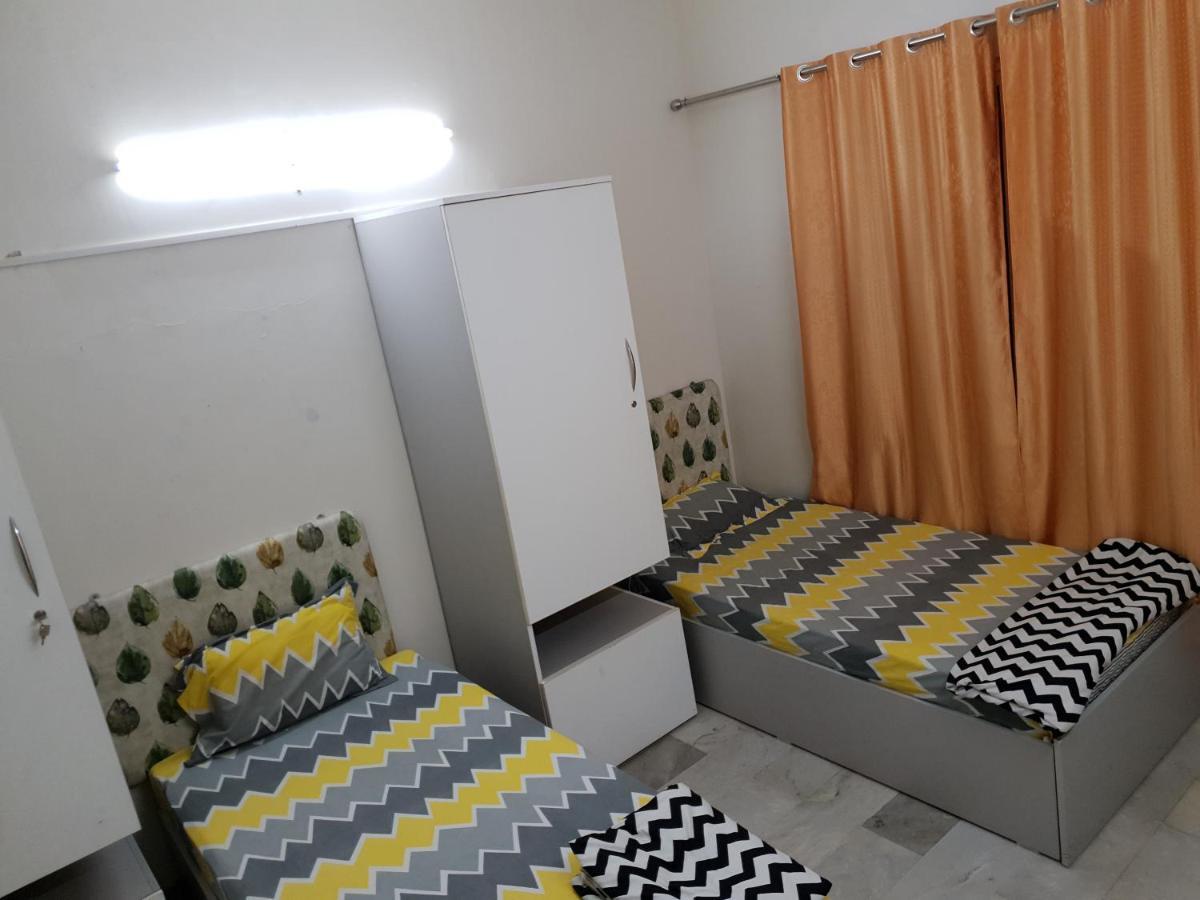 Urban Nomads Pune Riverside Colive Cowork Albergue Exterior foto
