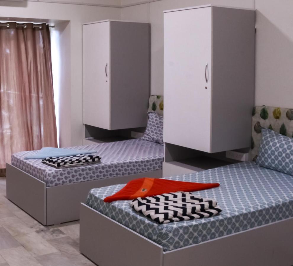 Urban Nomads Pune Riverside Colive Cowork Albergue Exterior foto